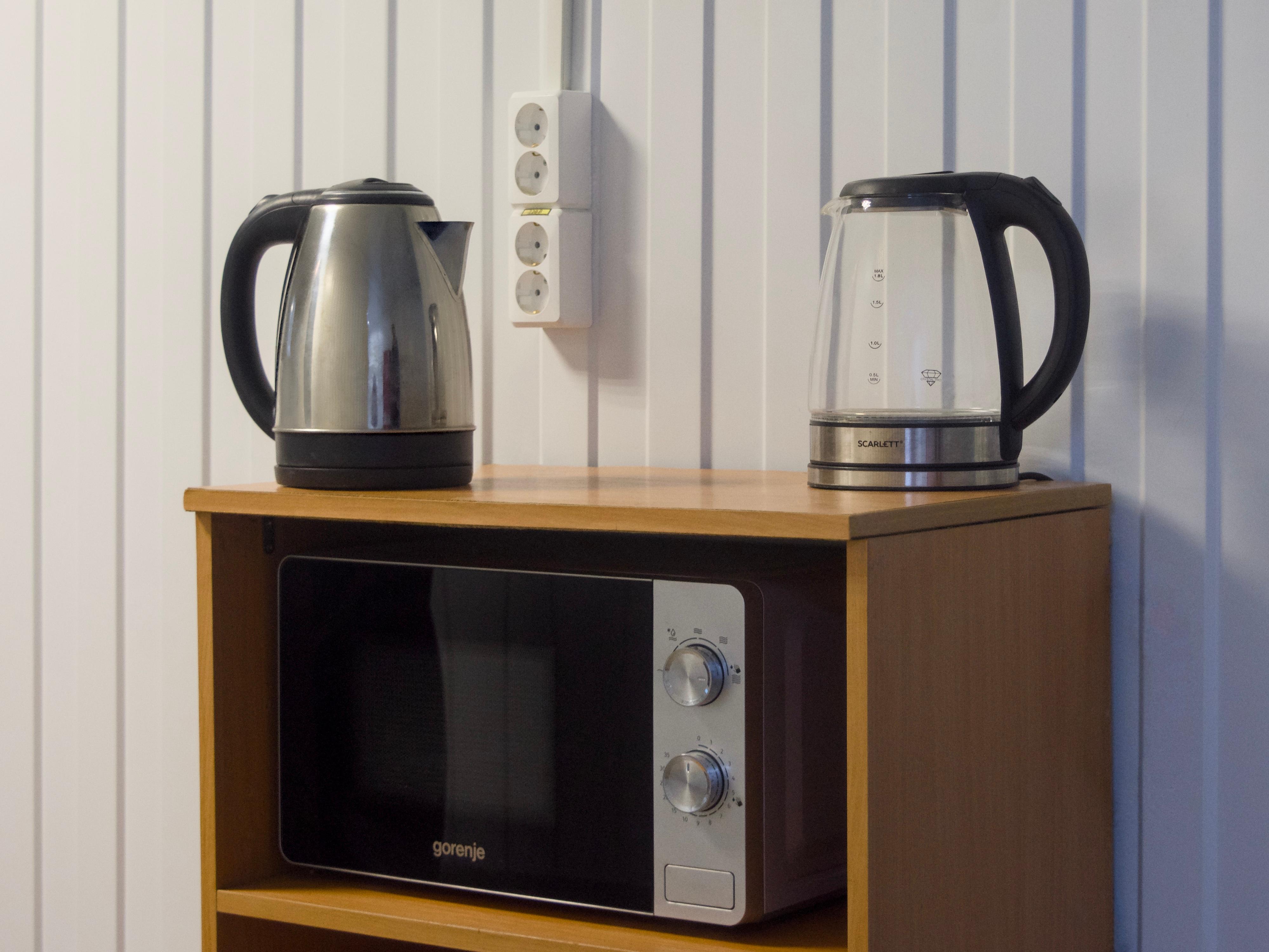 Общие чайники и микроволновка в Усть-Луге