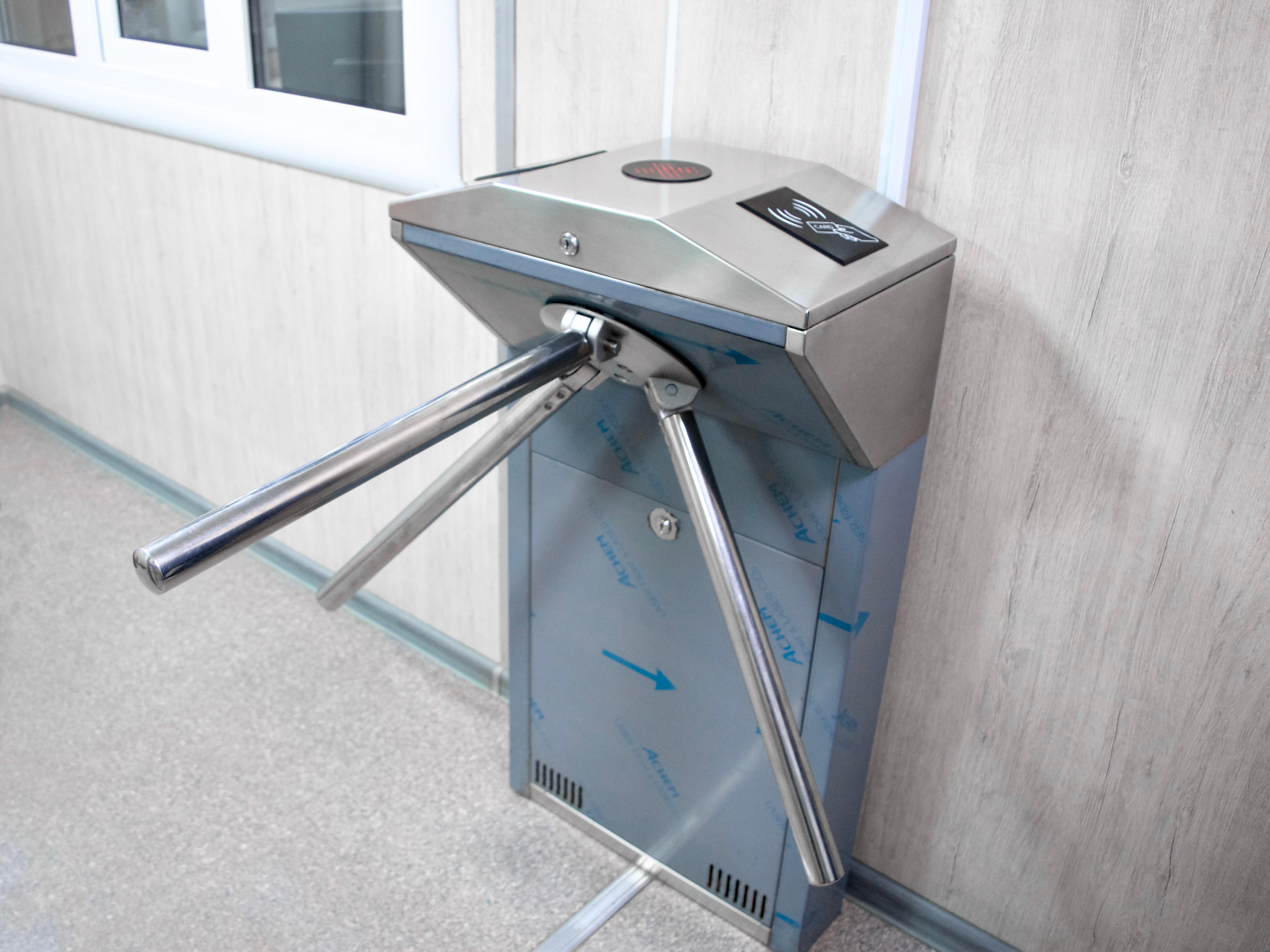 Пропускной режим на территорию общежития