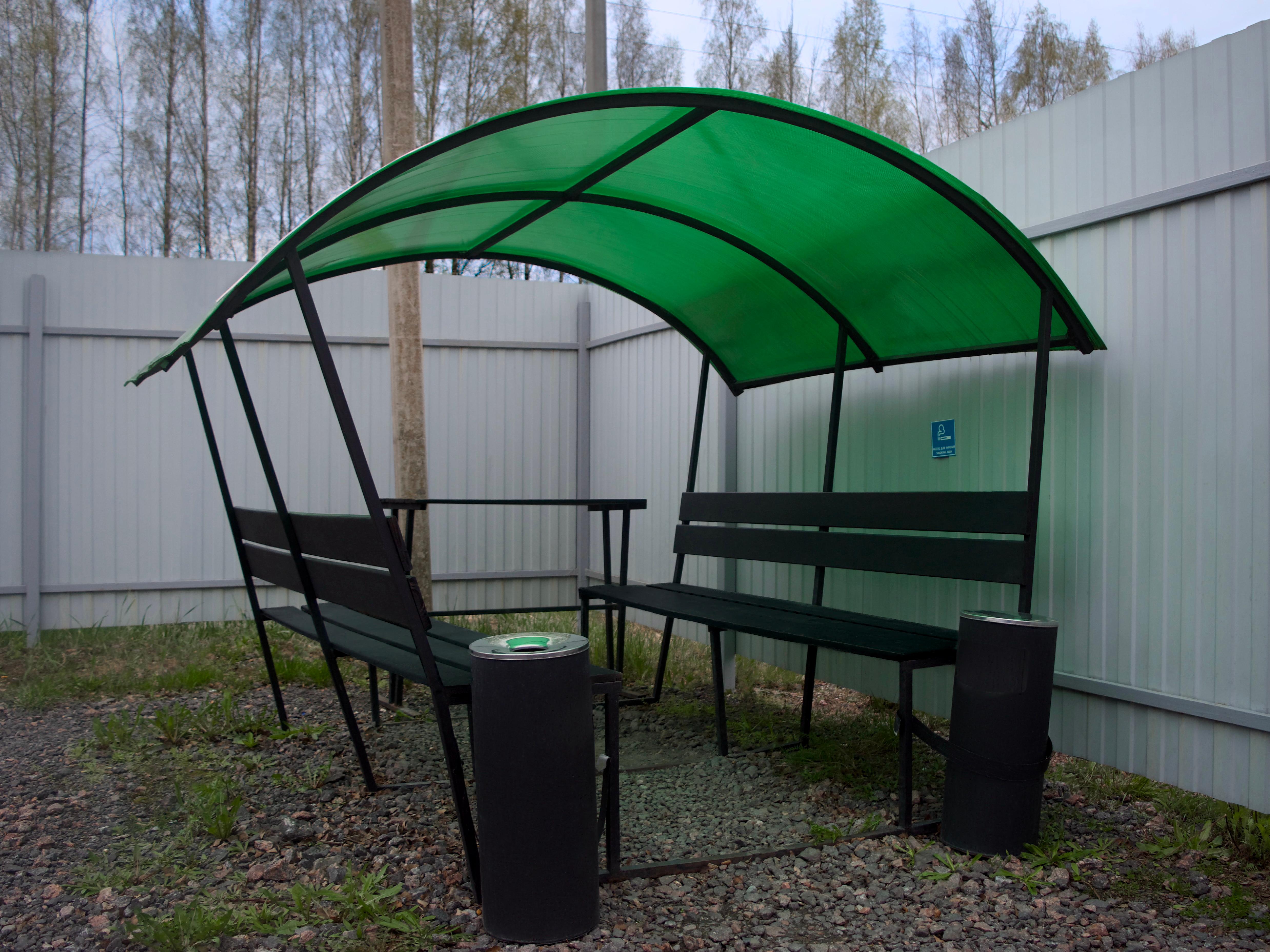 Место для курения в общежитии Усть-Луга