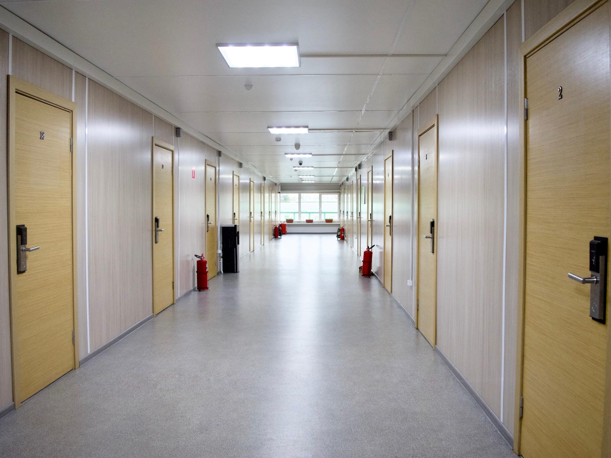 Коридор гостиницы Усть-Луга